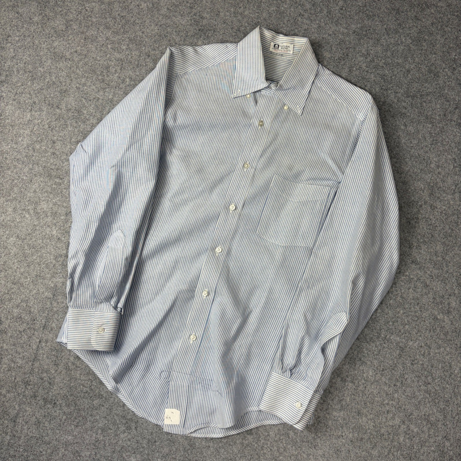 Vintage Natural Blend Mens Blue White Striped Button Down Shirt Made in USA L