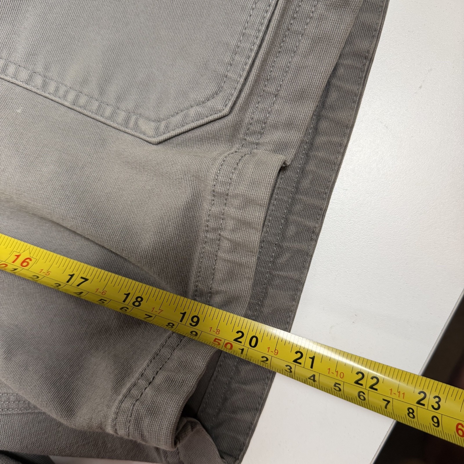 Duluth Trading Co. Flex Fire Hose Cargo Shorts Mens 38 Grey Heavyweight Utility