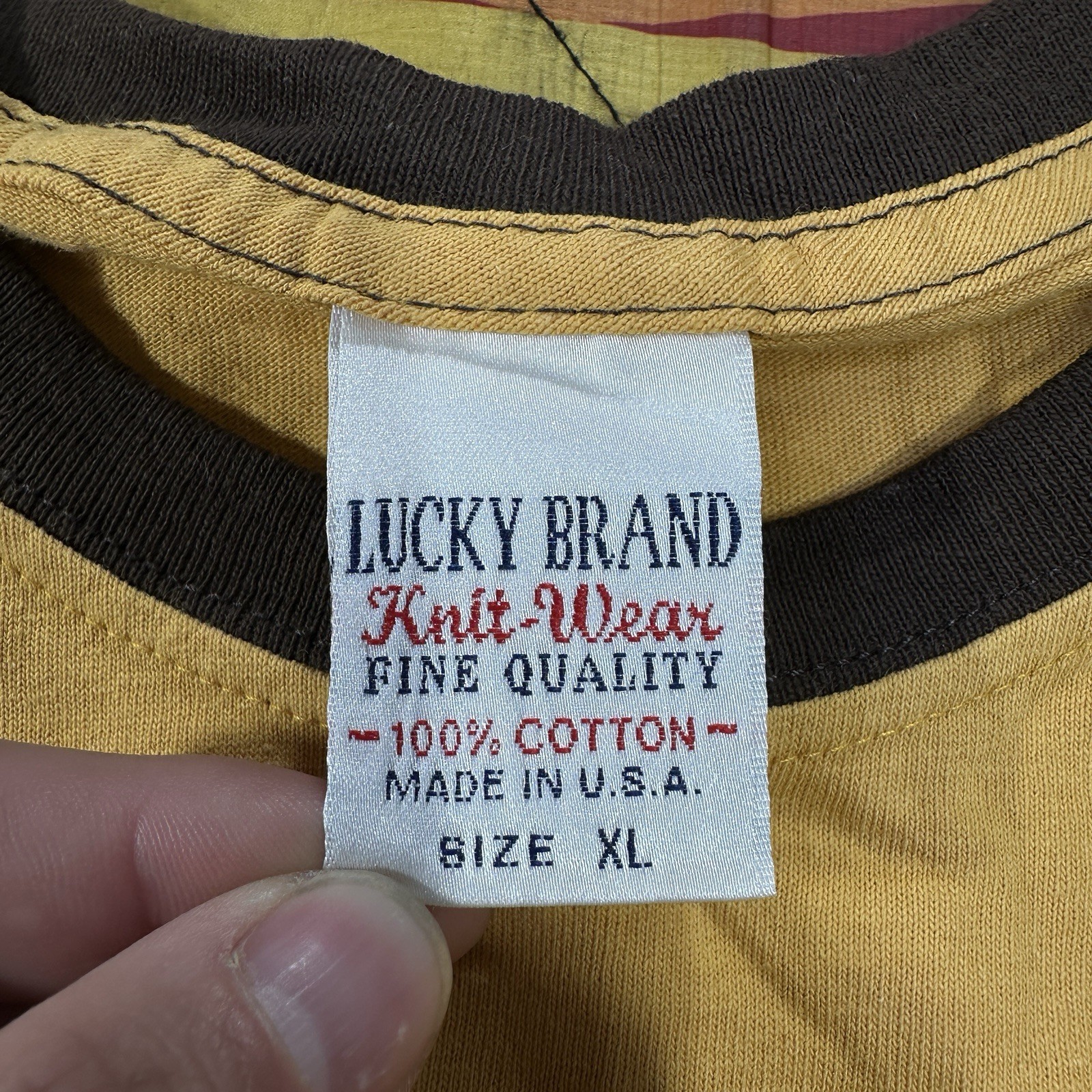 Lucky Brand Knit-Wear Fine Quality Vintage Yellow T-Shirt Men’s XL Made In USA
