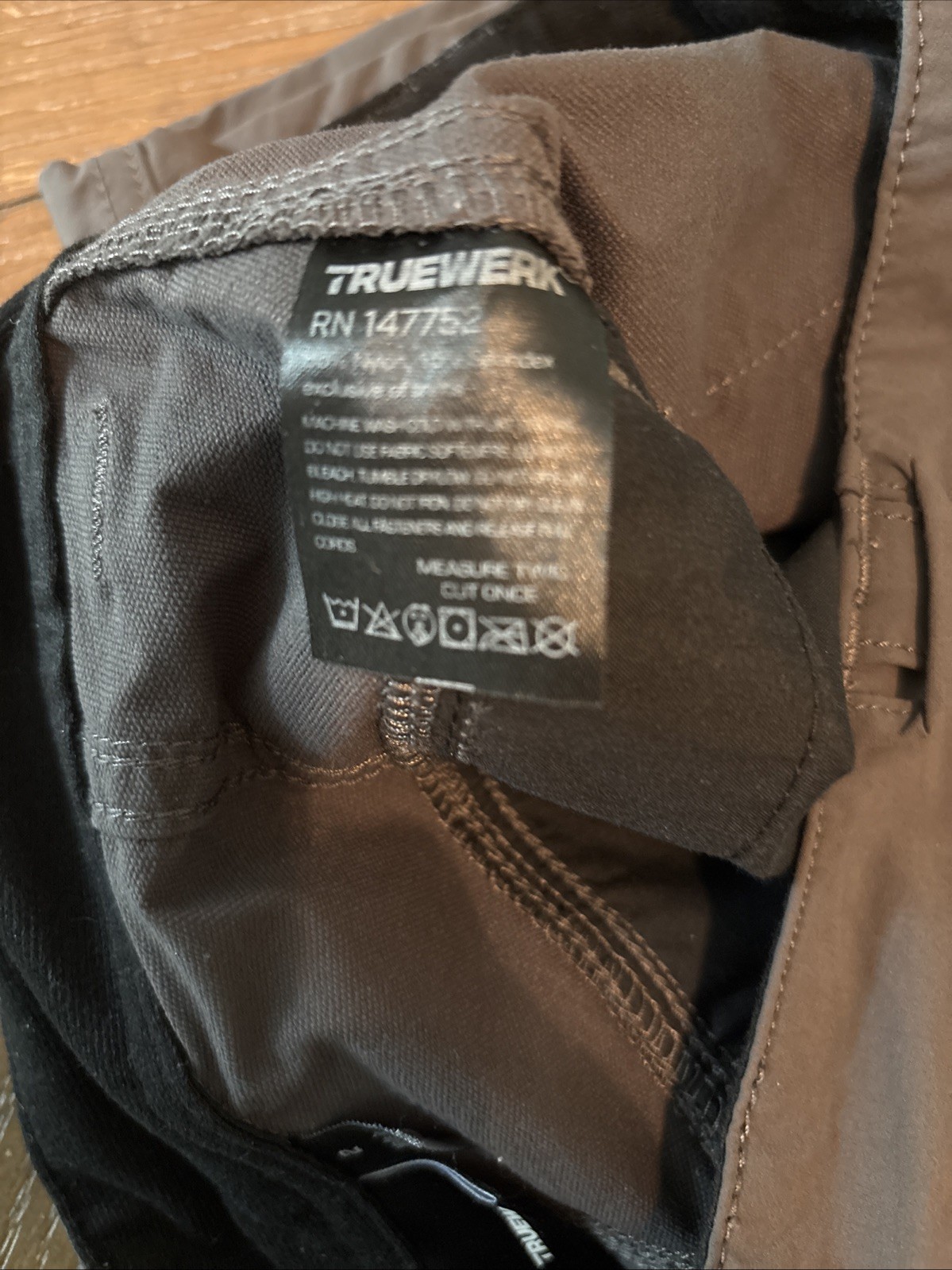 TRUEWERK Women’s Shorts Pockets Olive Green Size 2