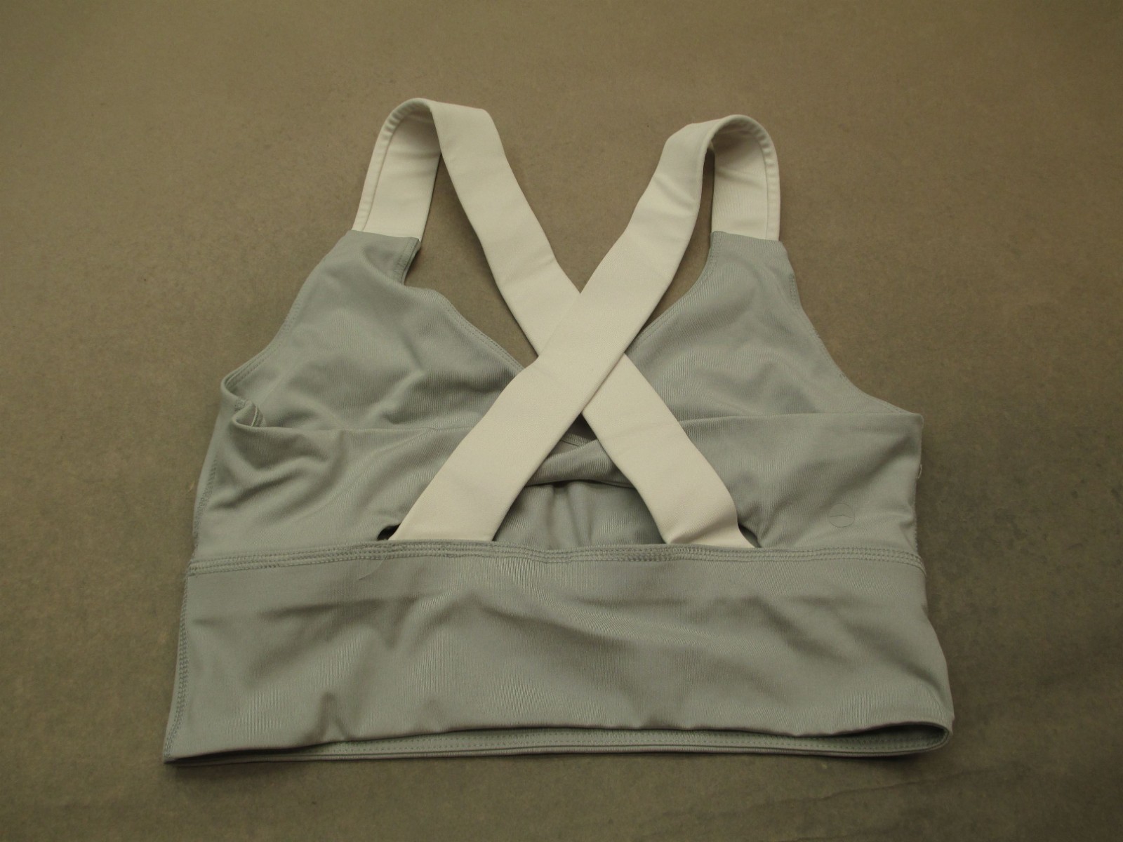 Avia Size M Womens Gray Unlined Wireless Pull On Racerback Athletic Bra 9M