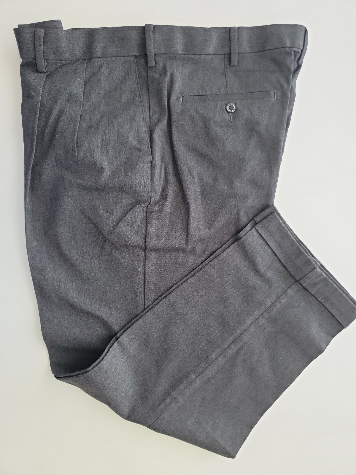 NEW $90 Dockers Comfort Khaki Relaxed Pleated Pants STRETCH 38 x 30 Expandable