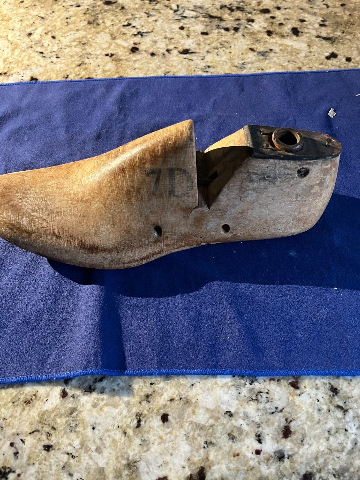 VINTAGE WOODEN SHOE FORM KRENTLER BROS. COBBLER ST. LOUIS 7D 7-4L