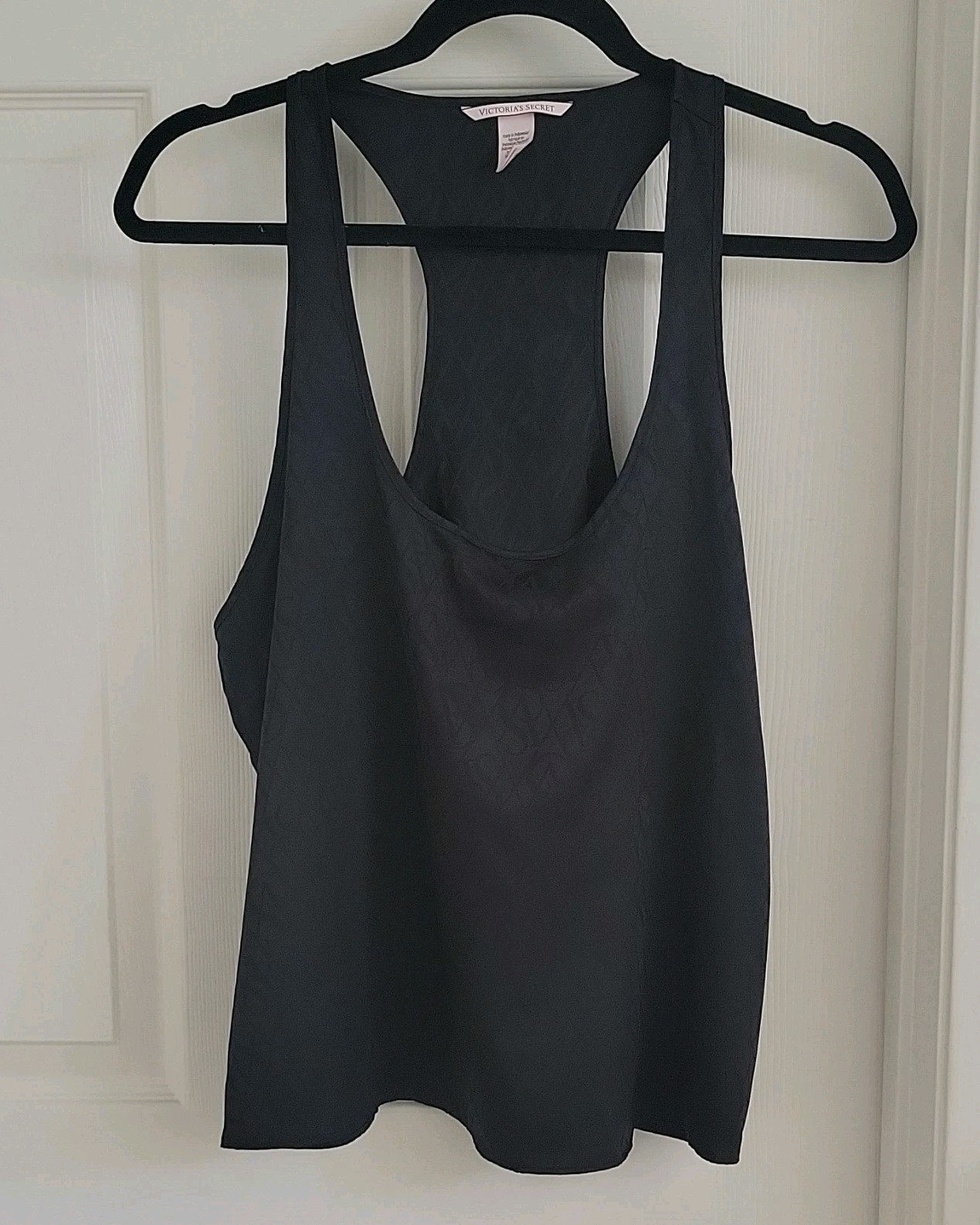 Victoria’s Secret Women’s Black Monogram Satin Polyester Scoop Neck Tank Top M