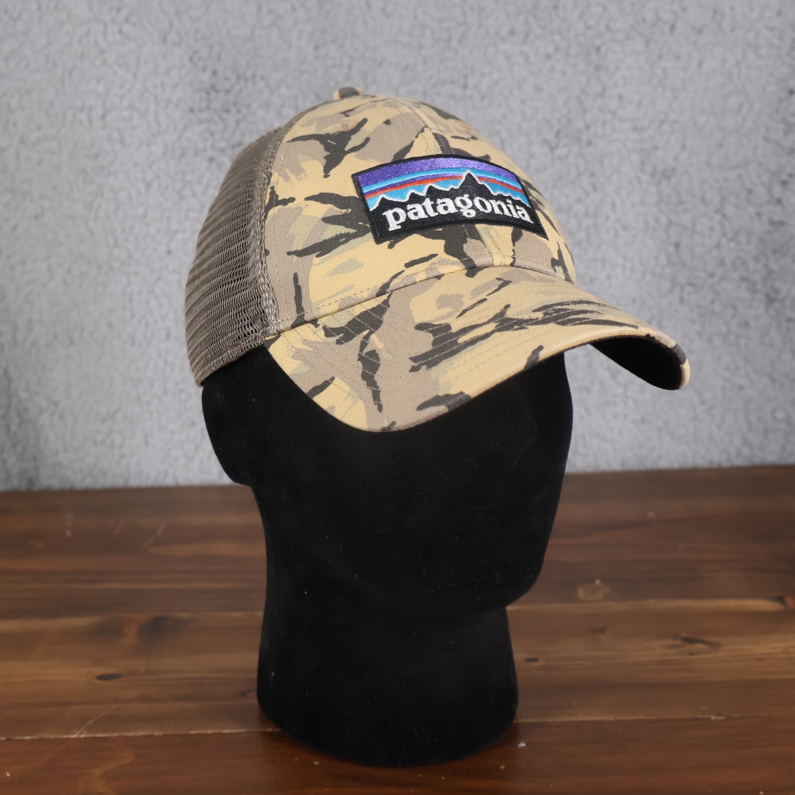 Patagonia Hat Adult P-6 Logo Lo Pro Camo Adjustable Trucker Baseball 38016
