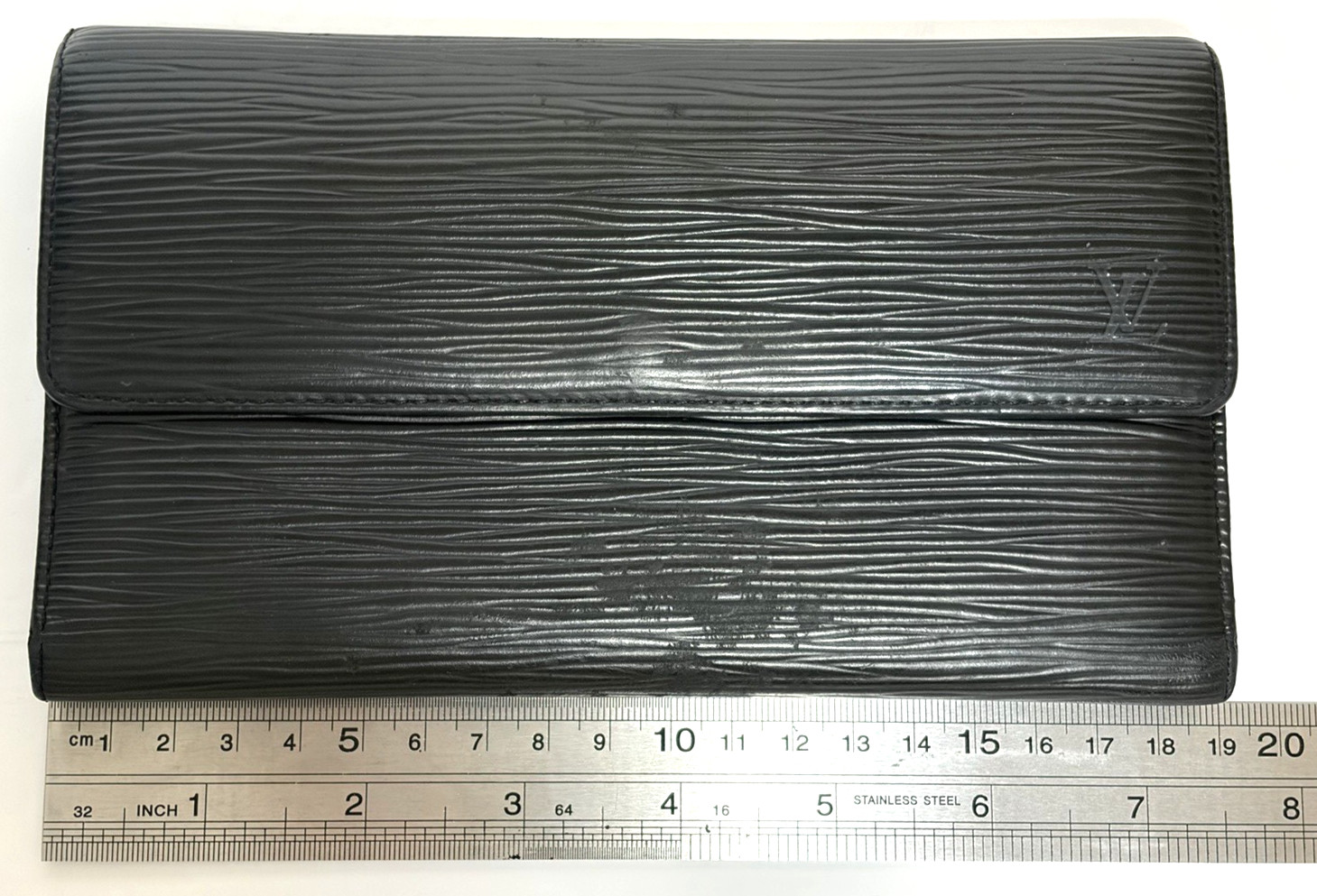 Louis Vuitton Black Epi Leather Long Wallet Tri-fold Wallet Made in Spain
