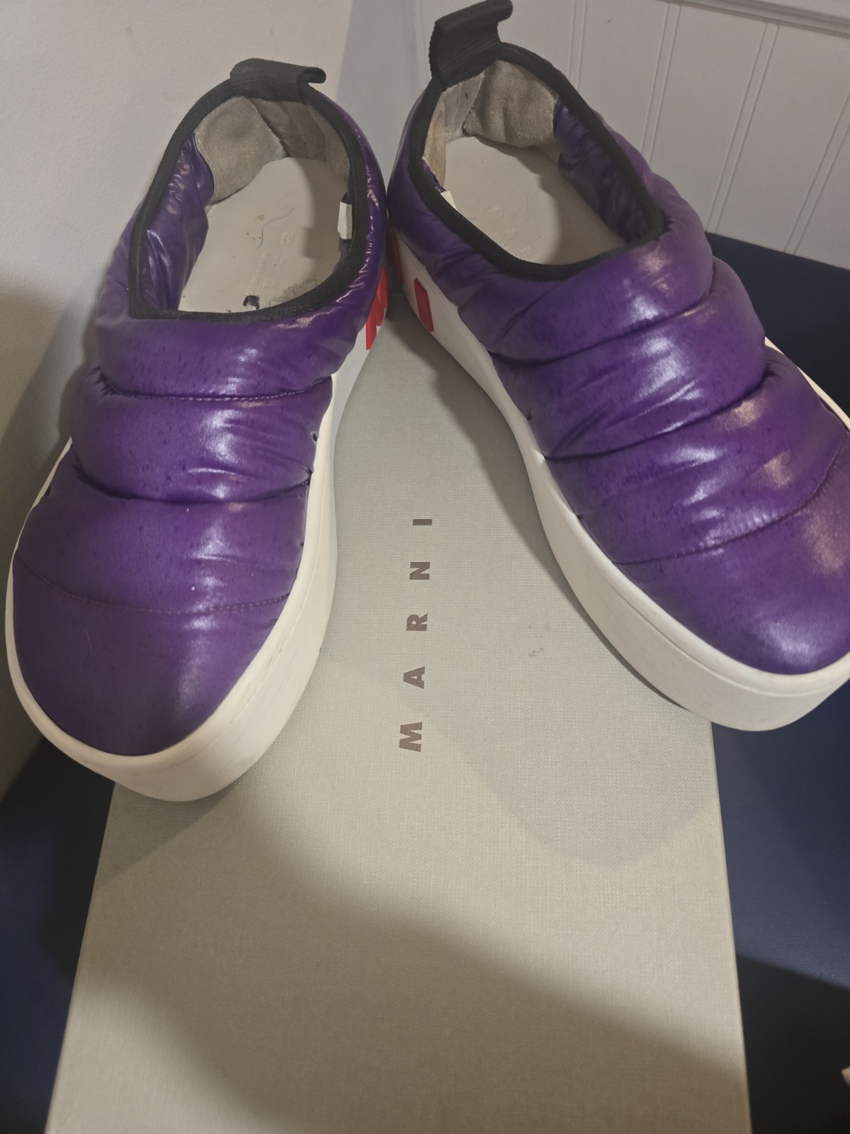 Marni Purple Slip-On Sneakers Logo Sole Round Toe Unisex US 8 EU 38 SNZW011103