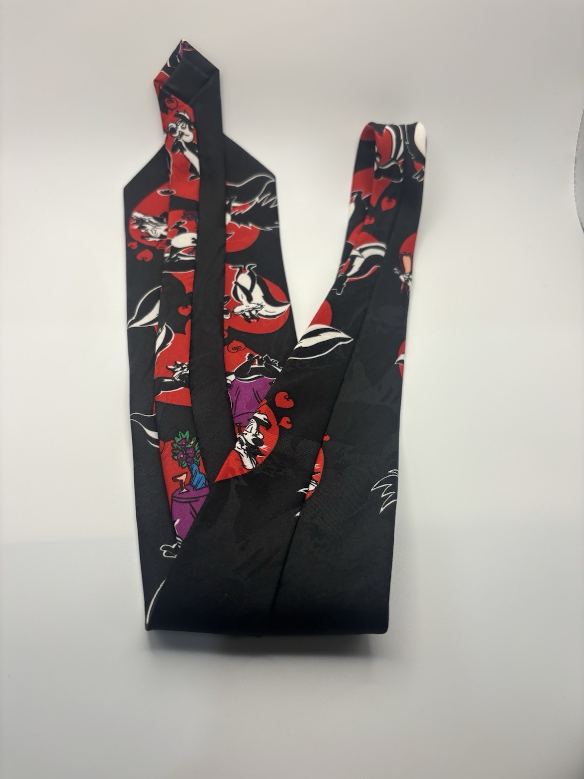 Vintage Looney Tunes Mania Pepe Le Pew Skunk Tie 1995 Hearts Valentines Day
