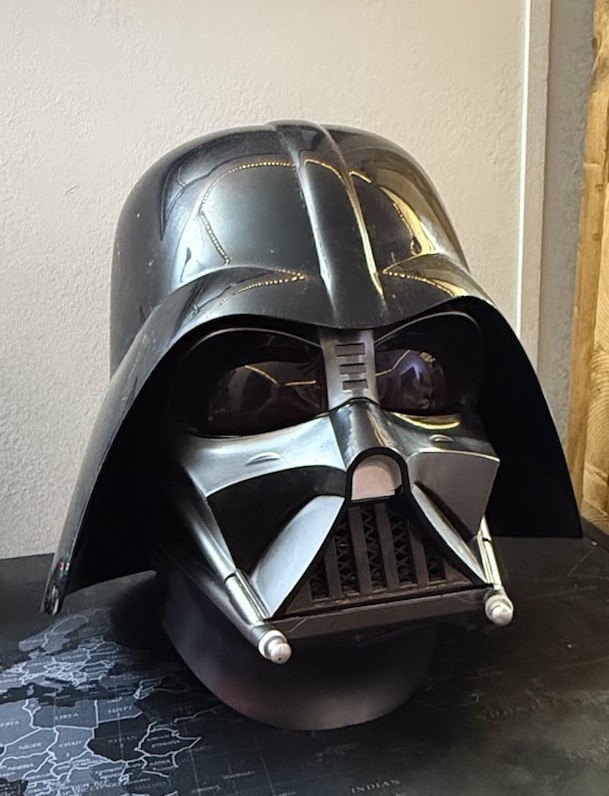 Star Wars Black Series DARTH VADER Premium Electronic Helmet Obi Wan edition