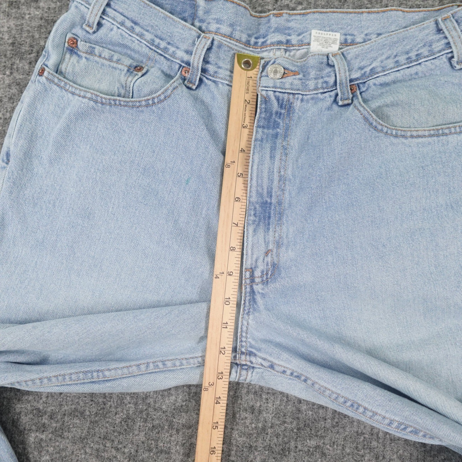 Levis 550 Relaxed Fit Jeans Mens 38×32 Light Wash Denim Casual Pants (36×31.5)