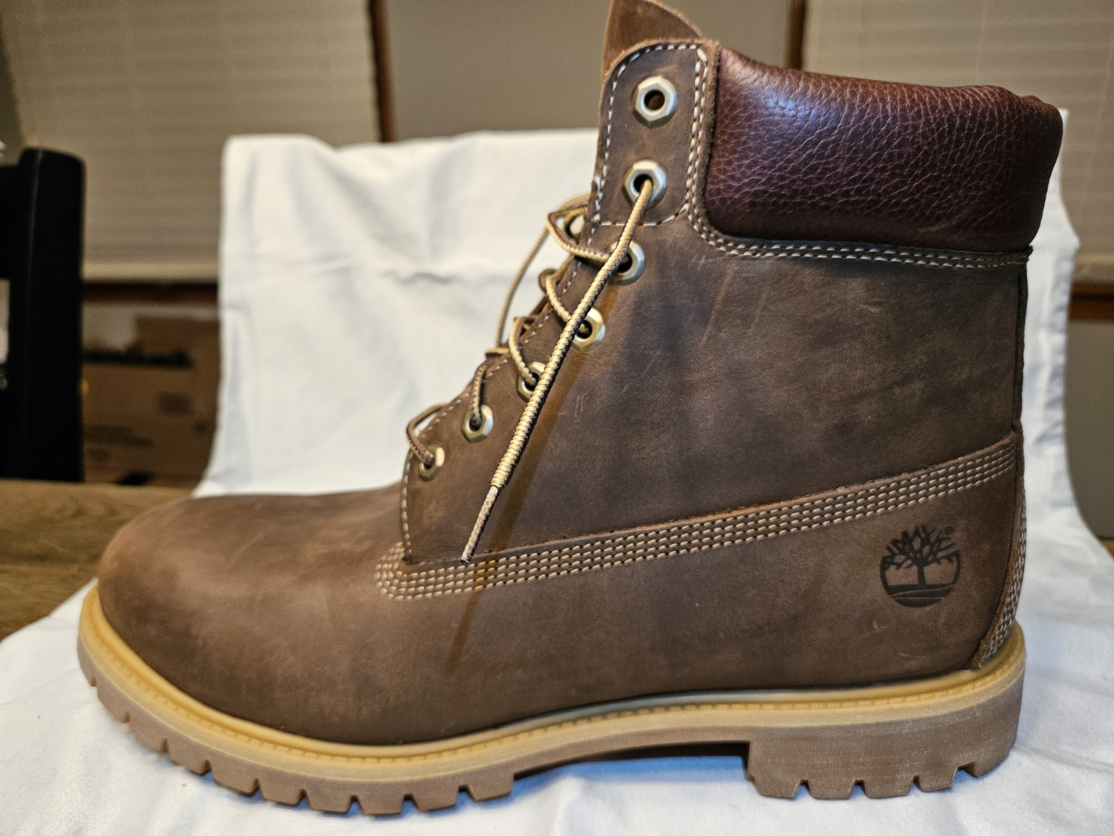 Timberland Heritage 6″ Premium Waterproof Boots TB027097 Brown Mens Size 13M Box