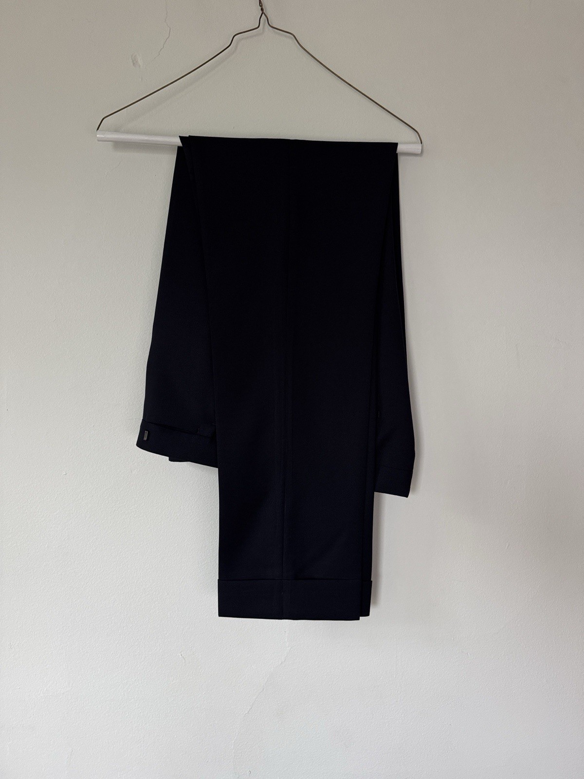 Ralph Lauren Purple Label Men’s Navy Suit Size 38R 100% Wool