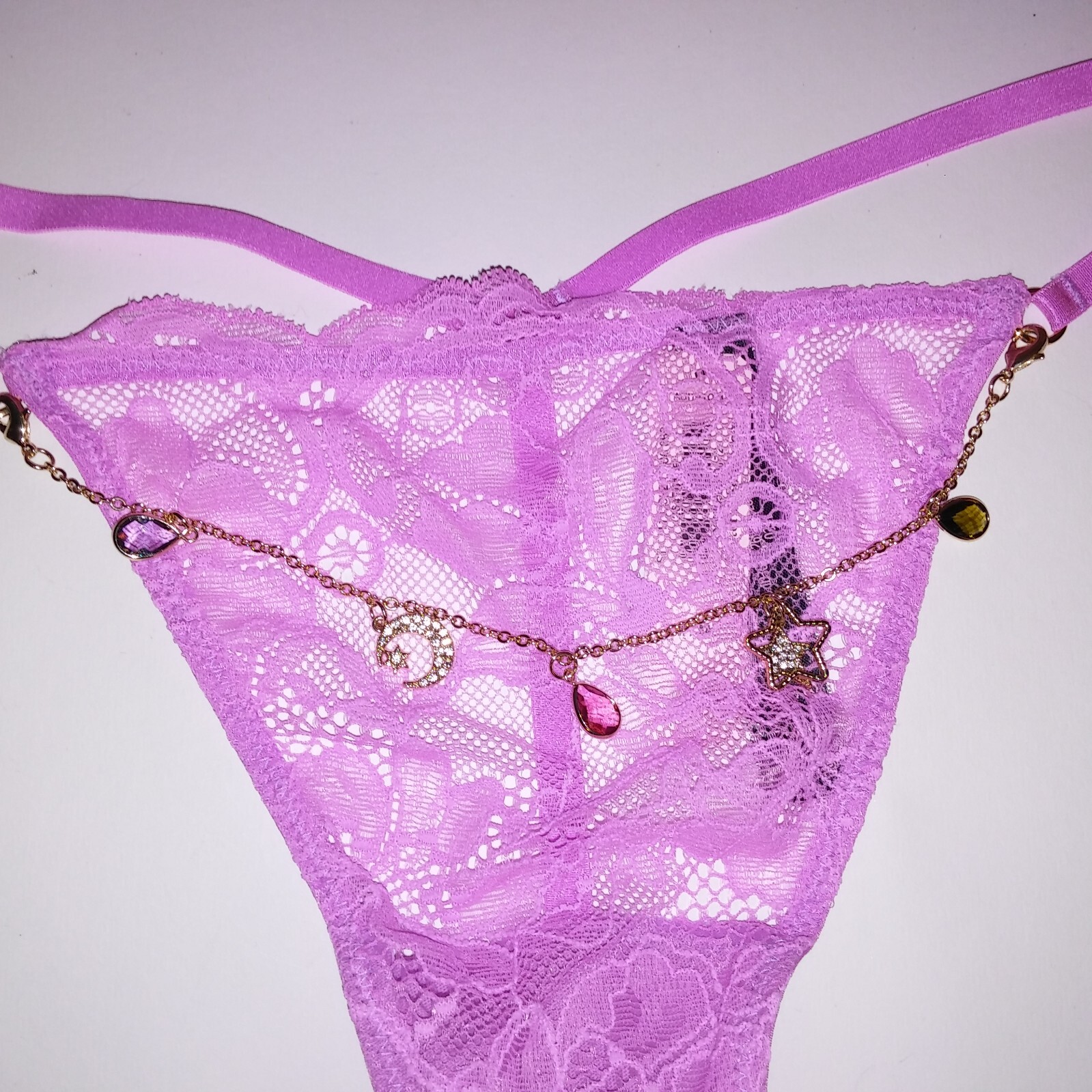 Victoria Secret Panty Thong V String Pinkish Purple Charm Chain Link Lace New