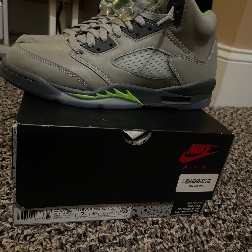Jordan Air Jordan 5 Retro Gray/Green Lace Up Mid Top Sneakers DQ3734 003