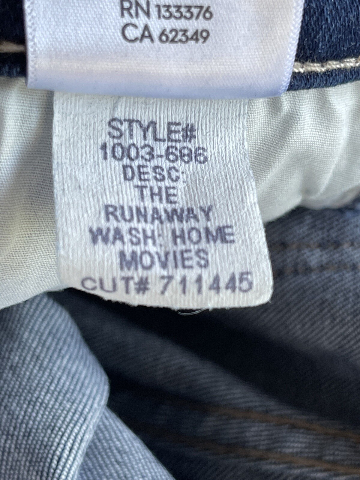 NWOT MOTHER THE RUNAWAY BOOTCUT JEANS HOME MOVIES SIZE 24