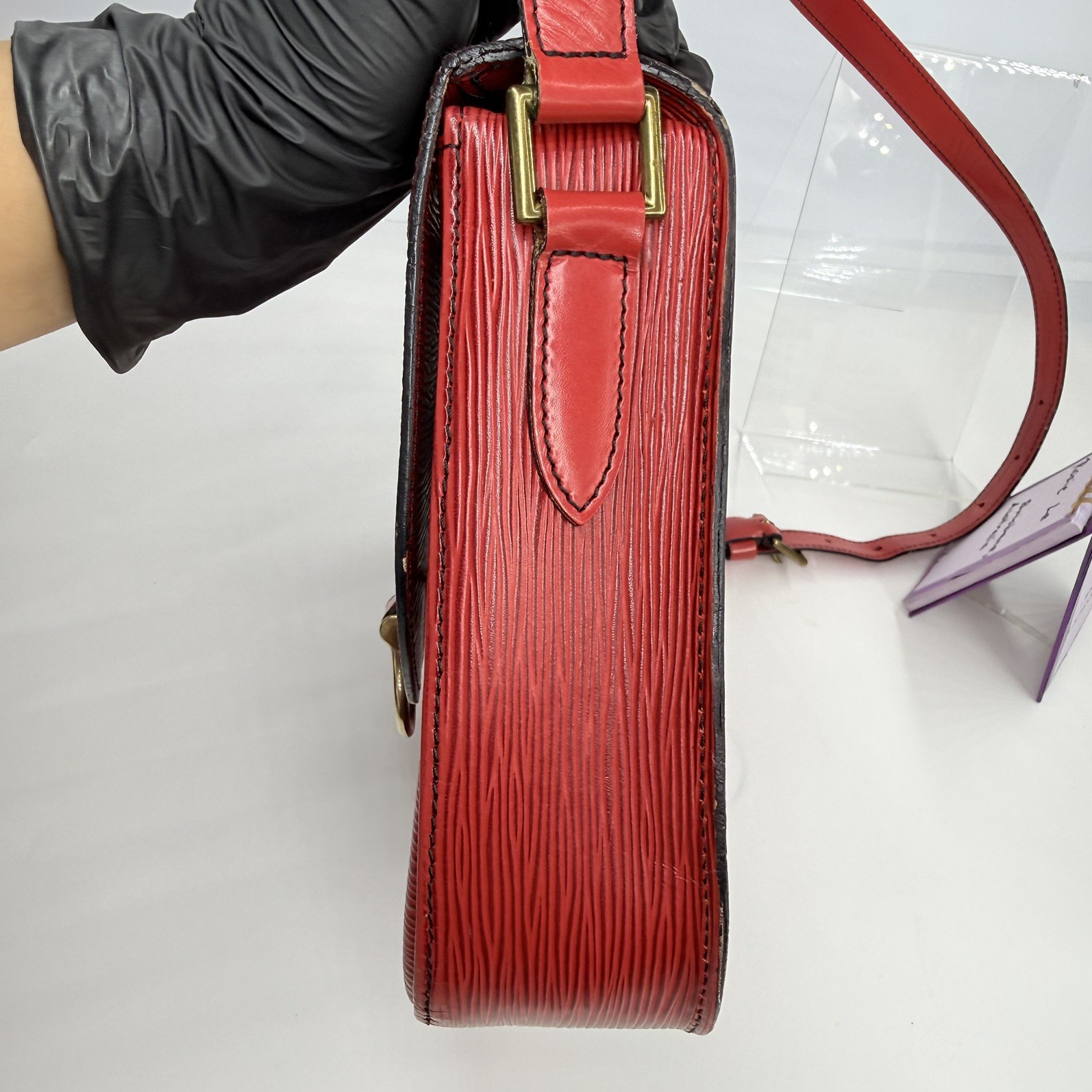 Authentic Louis Vuitton Saint Cloud GM Epi Shoulder Bag