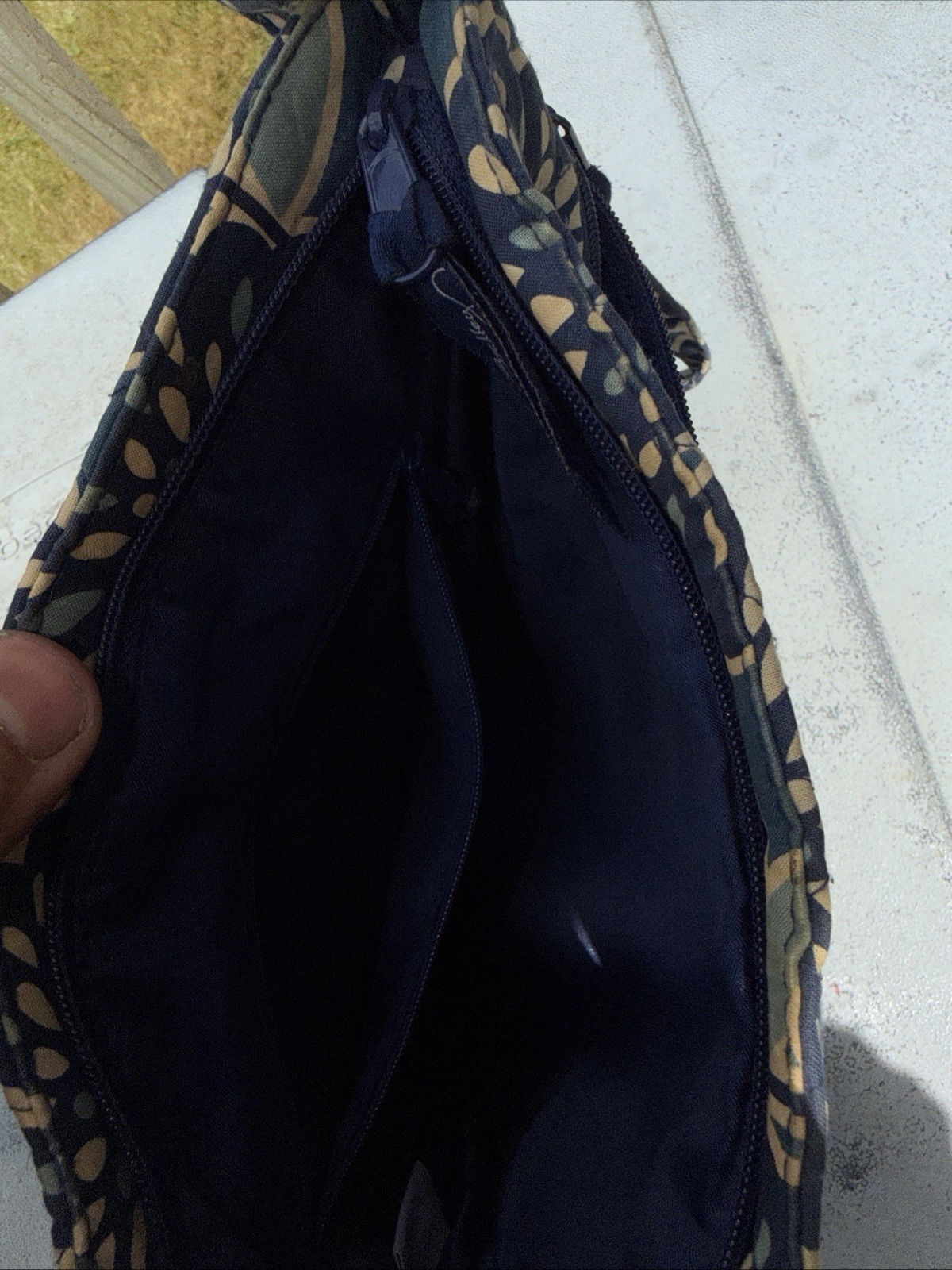 Vera Bradley Crossbody Purse.