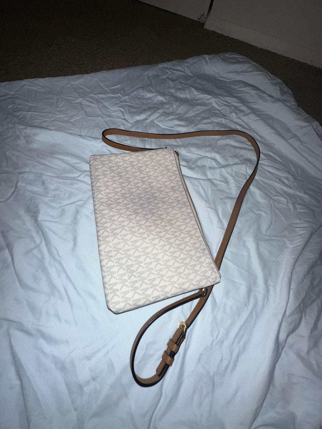 Michael Kors Jet Set Double Zip Pouch Crossbody Bag in Signature Vanilla