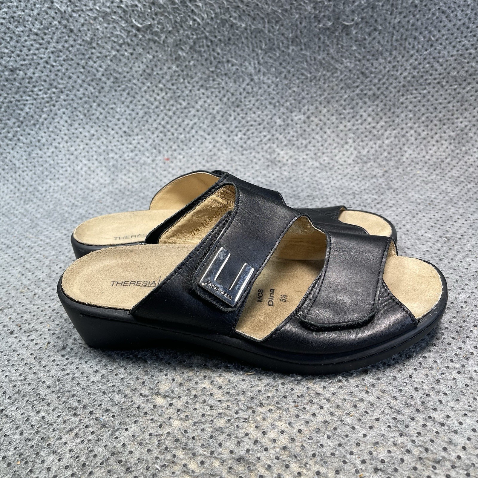 Theresia M Aloe Vera Black Leather Sandals Size 5.5 Women’s