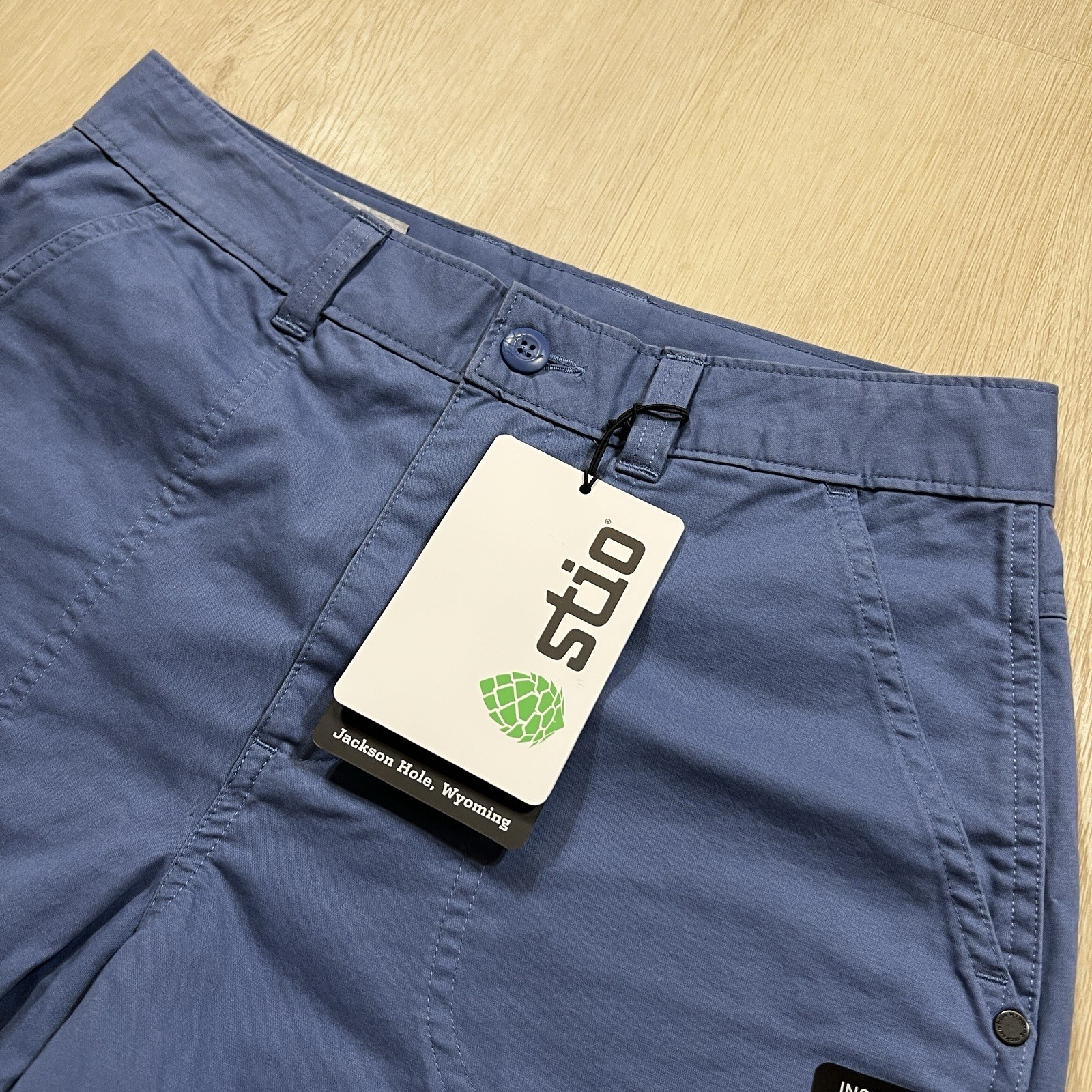 Stio Womens Shorts Size 6 Rivet Twill Slate Blue 5″ Stretch Organic Cotton NEW