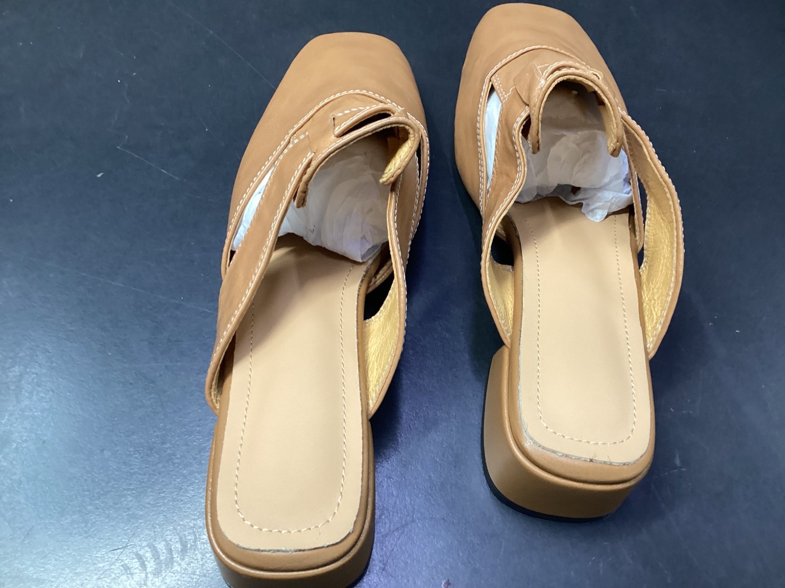 Zulily Genuine Leather Women’s Closed Toe Slippers, 8 or 8.5