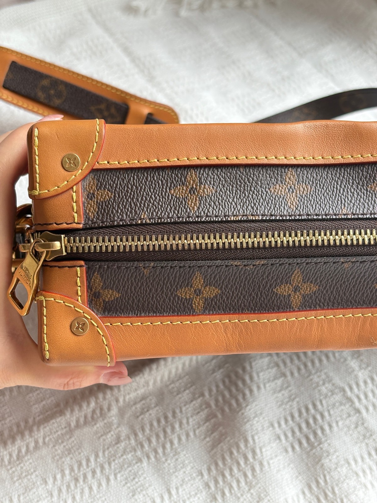 Louis Vuitton Pre-Owned Authentic Box Clutch Free Tracked Shipping