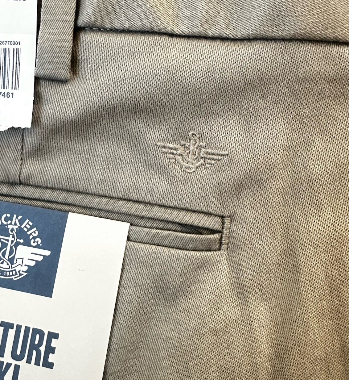 Dockers Pants 48 X 29 Big & Tall Light Khaki Classic Fit Pleated Flex Comfort