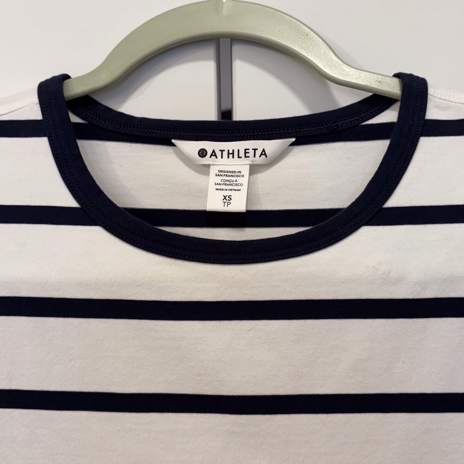 Athleta Women’s XS Stripes Top Short Sleeve Soft