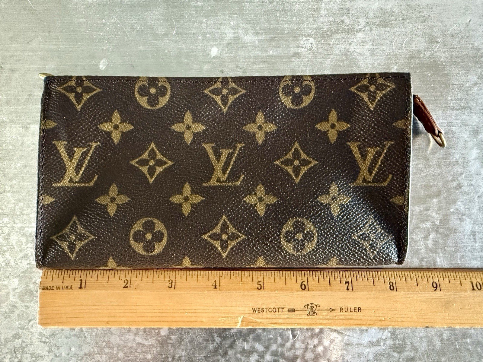 Vintage Louis Vuitton Brown Monogram Canvas Cosmetic Pouch – Authentic France