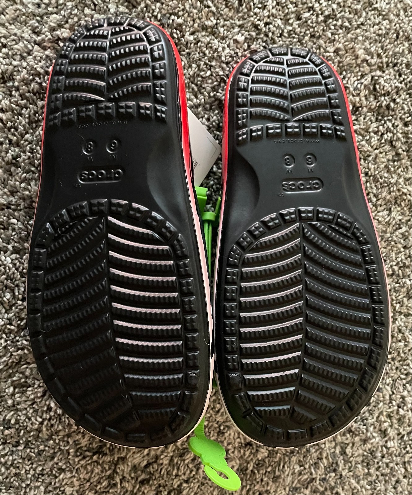 Crocs Jujutsu Kaisen Classic Slide, Black, W8/M6 – NEW