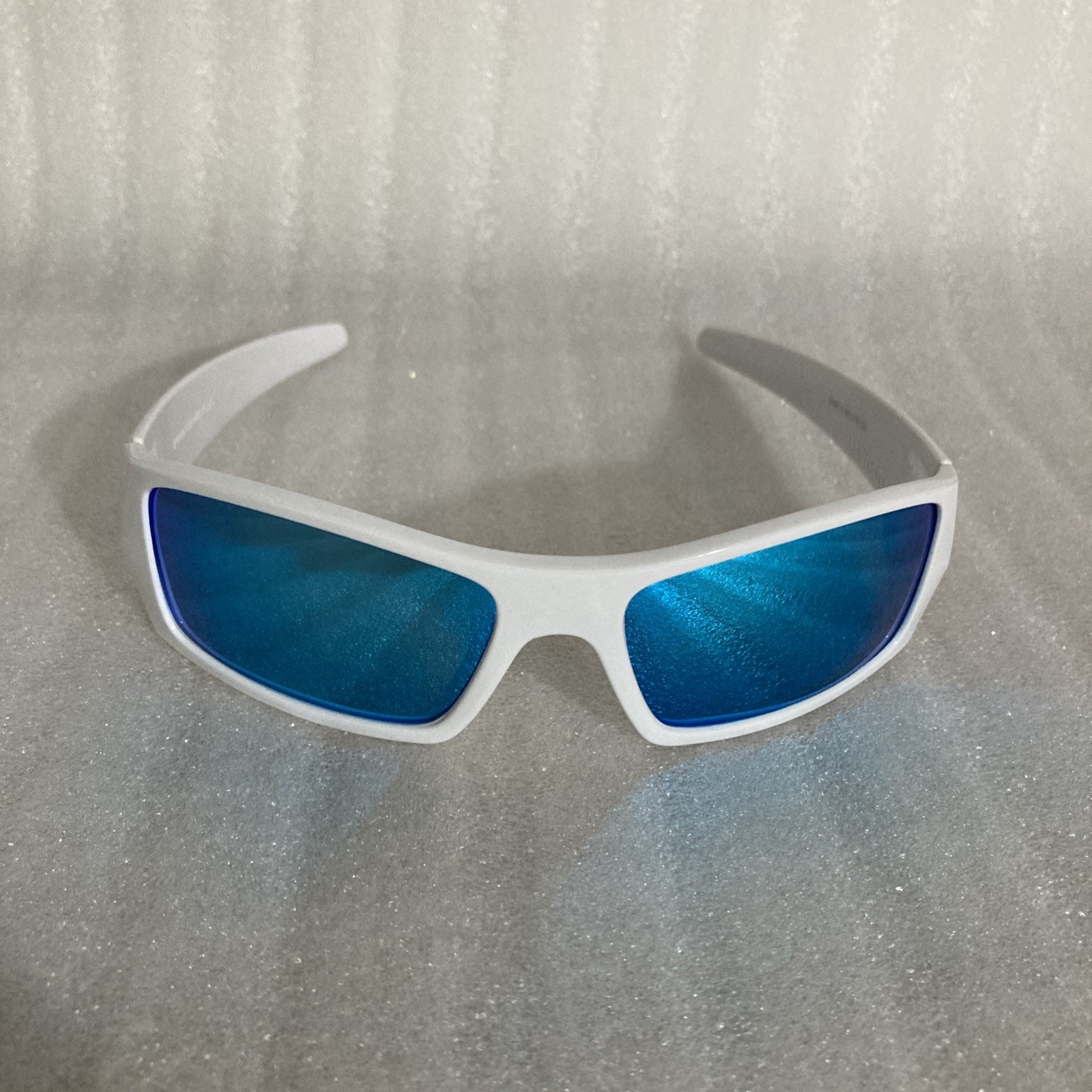 Oakley Gascan Sunglasses Blue Lenses New