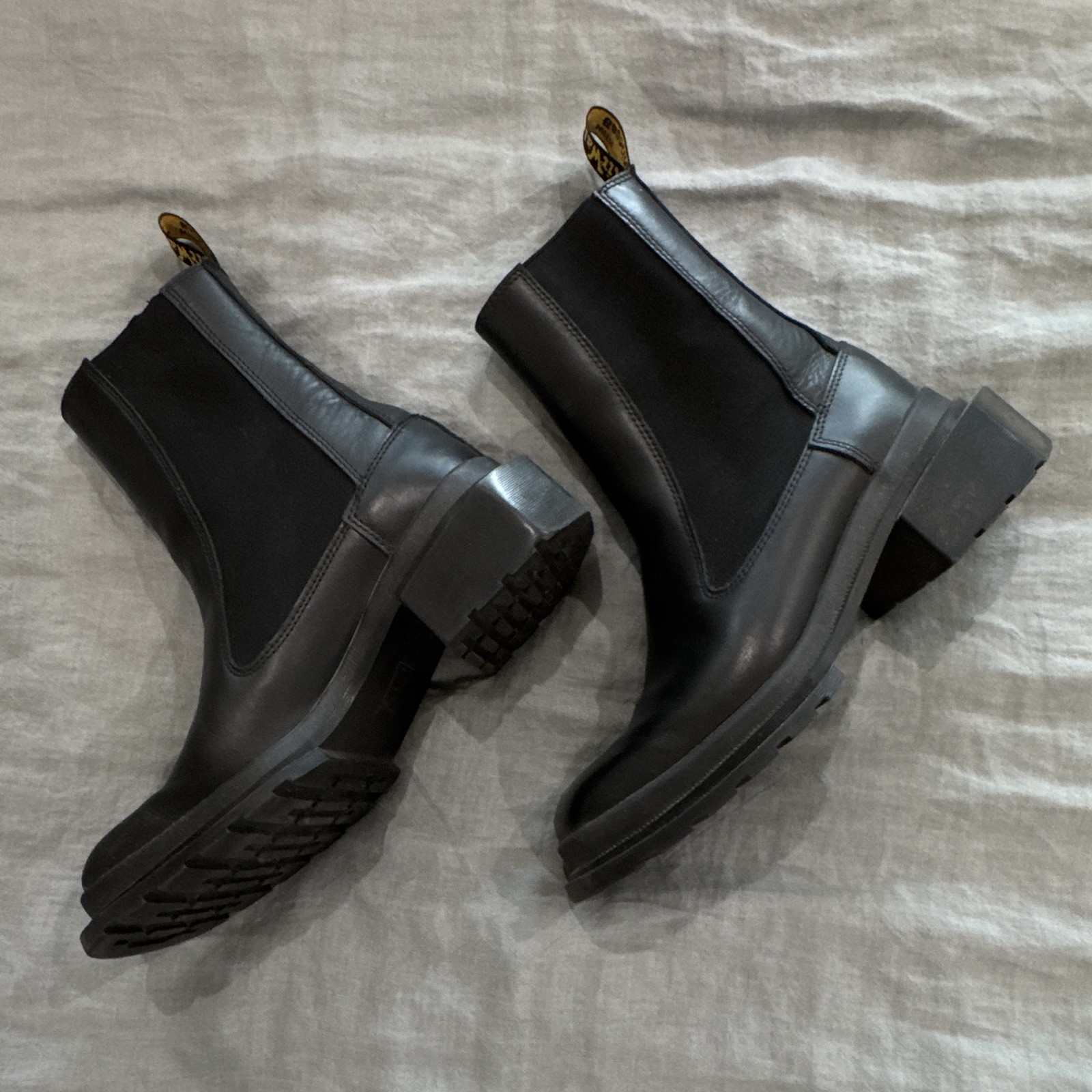 Dr. Martens Women’s Black Leather Chelsea Ankle Boots Square Toe US 9 M