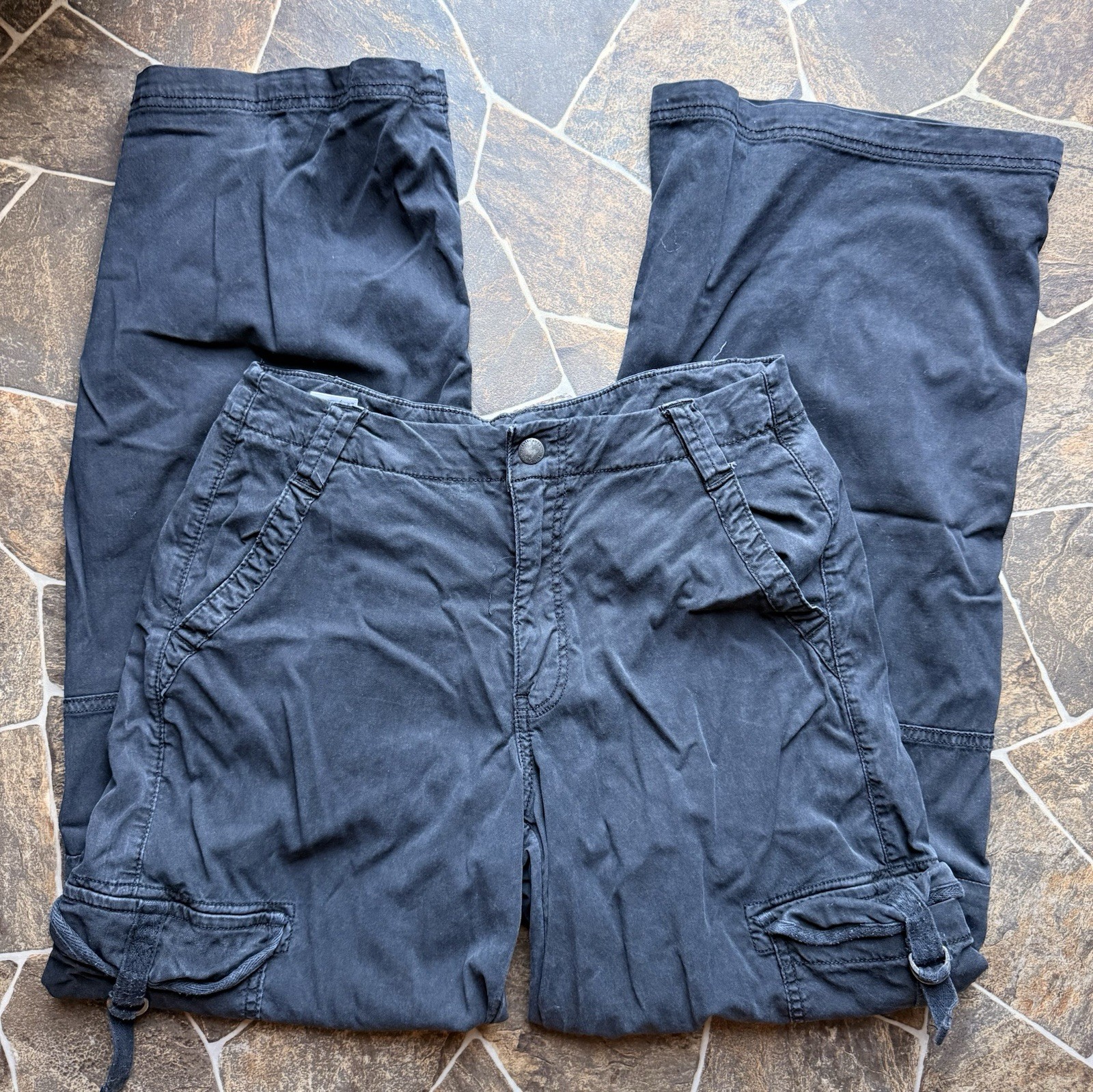 American Eagle Women’s Gray Canvas Cargo Pants Size 4 Straight Leg Pockets