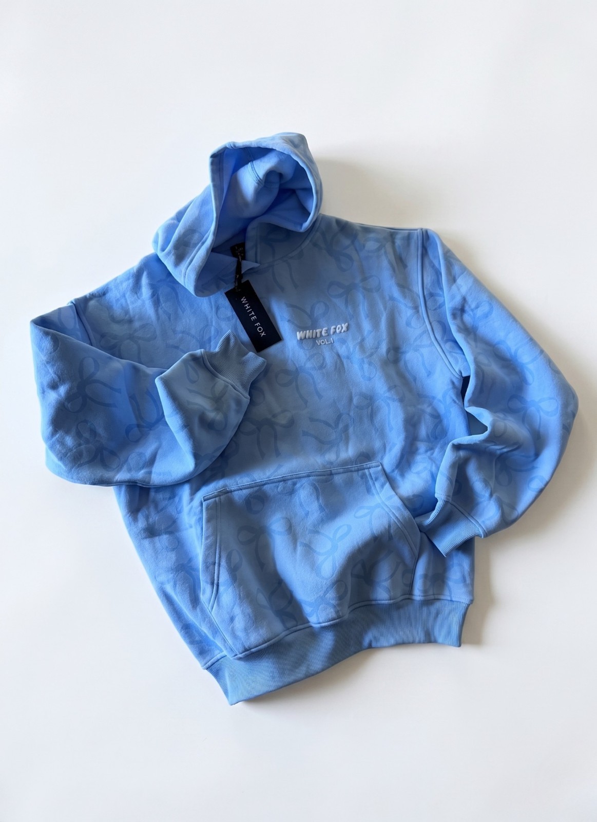 NWT White Fox Vol.1 Hoodie Offstage Printed Oversized Hoodie Blue Bow EXDAL22674