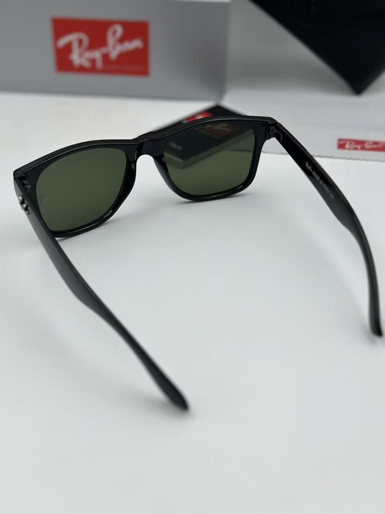 Ray-Ban Wayfarer Black Sunglasses G-15 Green Lenses + Case, Cloth, Manual & Box