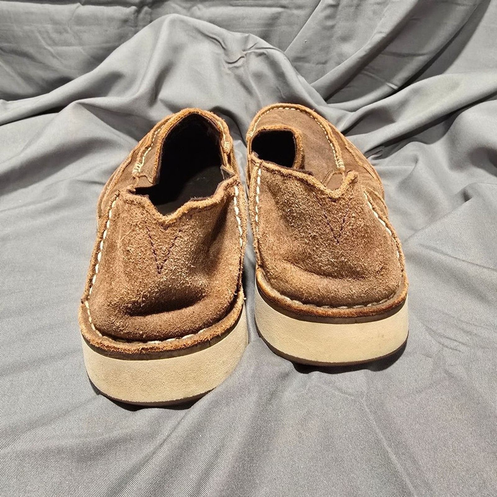 Ariat Men’s Distressed Brown Suede Slip-On Loafers Sz 7D, 7M