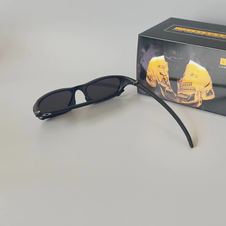 Oakley Magnesium Four Sunglasses Black Frame Black Lens Vintage