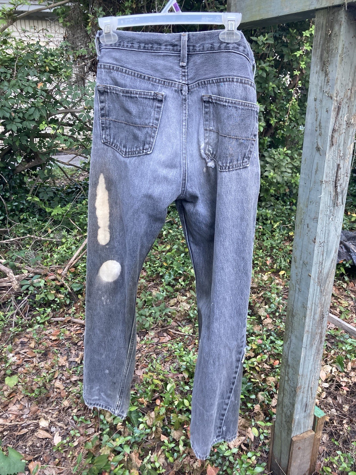 Faded Glory Men’s Gray Denim Straight Jeans Distressed 5-Pocket Cotton