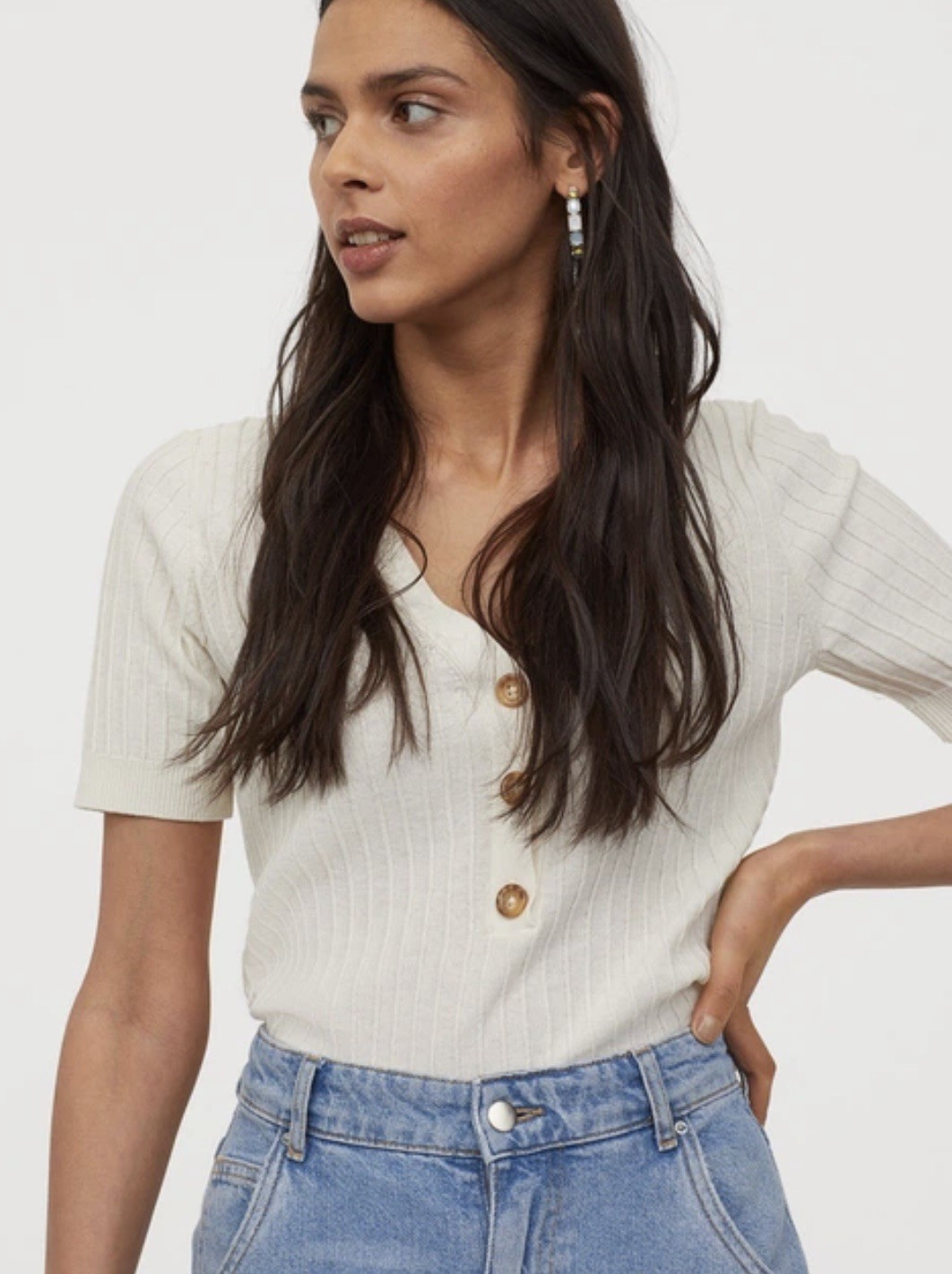 H&M woman Cream Ribbed Knit Top Short Sleeve Button V-Neck Minimalist Size XL