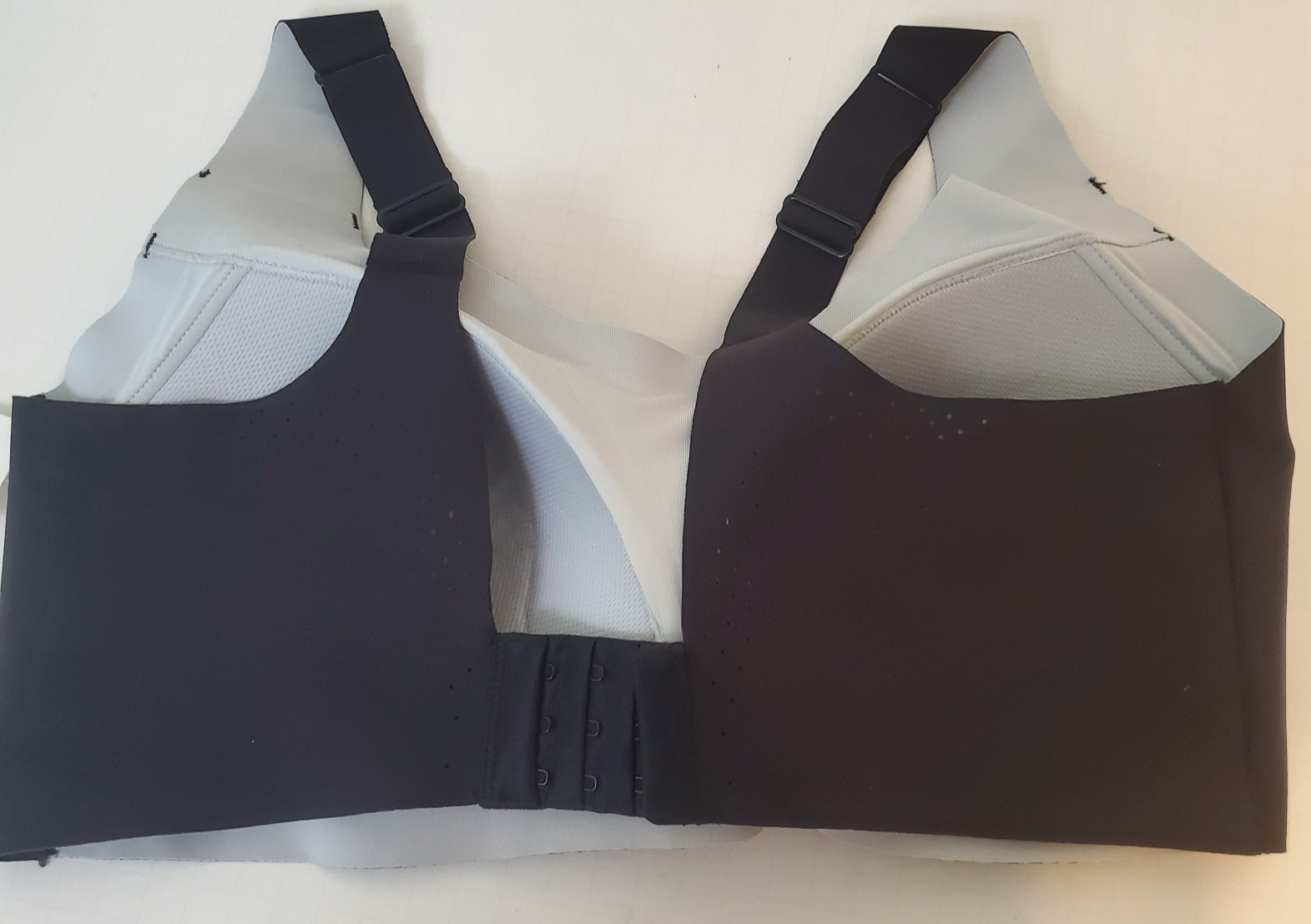 Womens Avia Black Bonded High Support Sports Bra Size L NWT