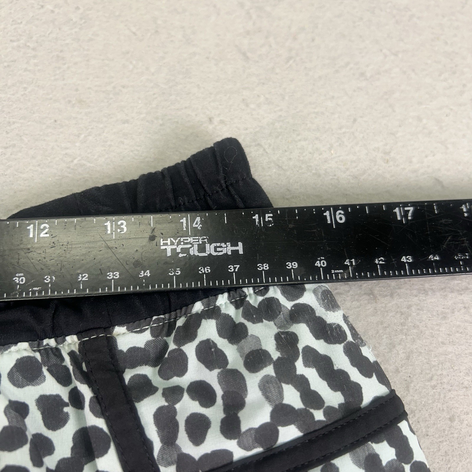 Lululemon Tracker Short III Sz 10 Ace Spot Tranquil Blue Black 4” Run Gym Yoga