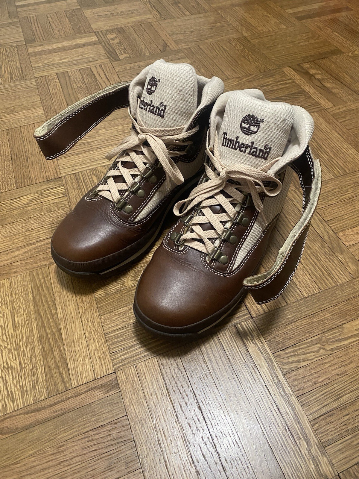 Timberland Men’s Size 9.5 Leather Boots Brown/Cream Need New Soles No Orig Box