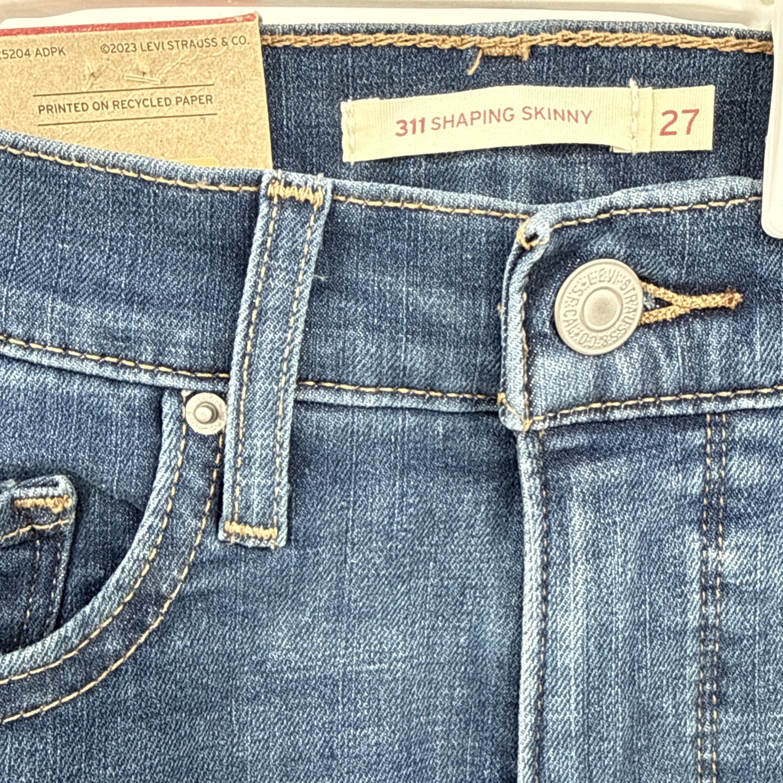 Levi’s Women’s 311 Shaping Skinny Mid Rise Stellar Strech Jeans 27 x 30