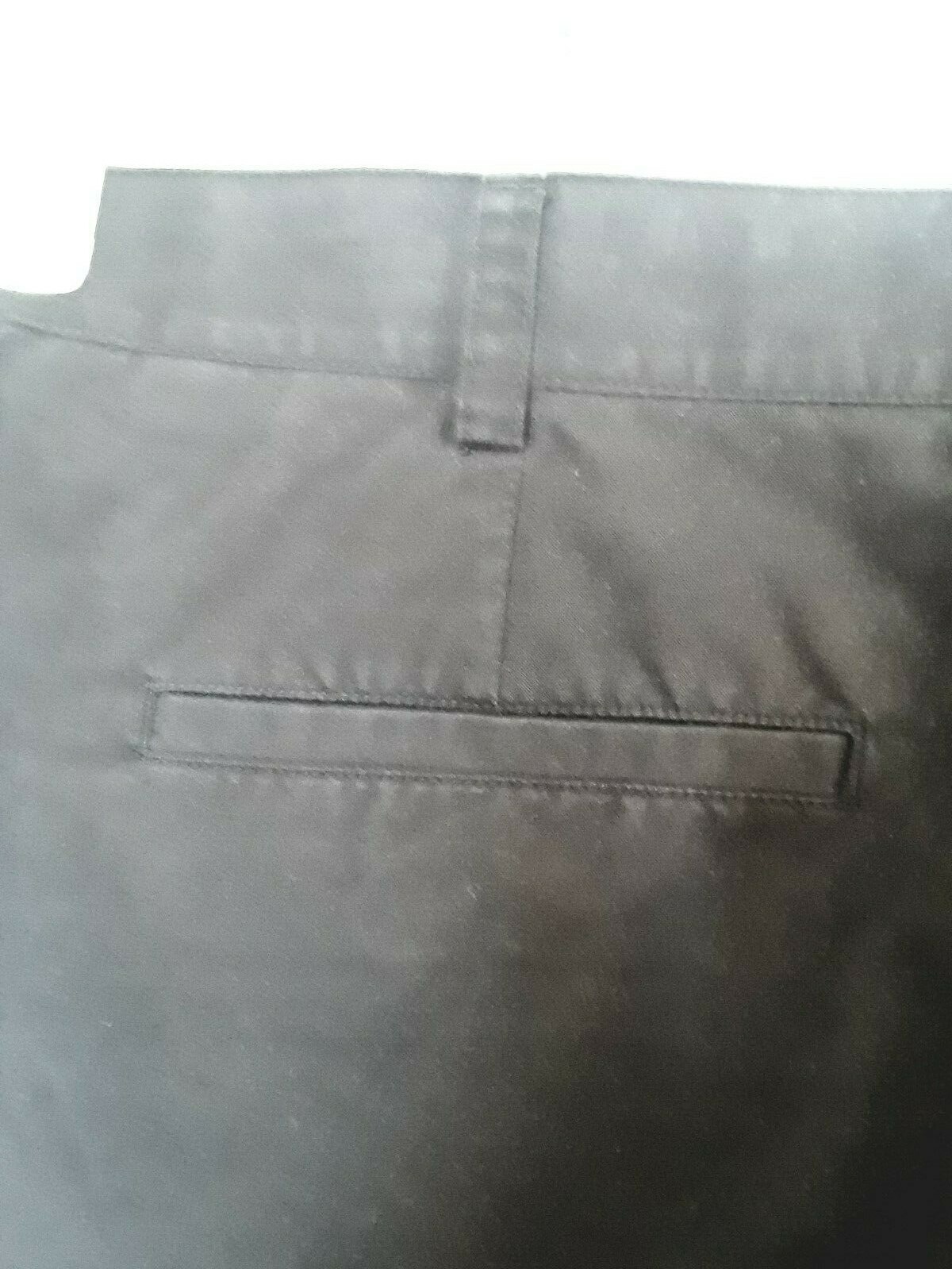 TA1-16 George Golf sz 38 Pleated shorts color black