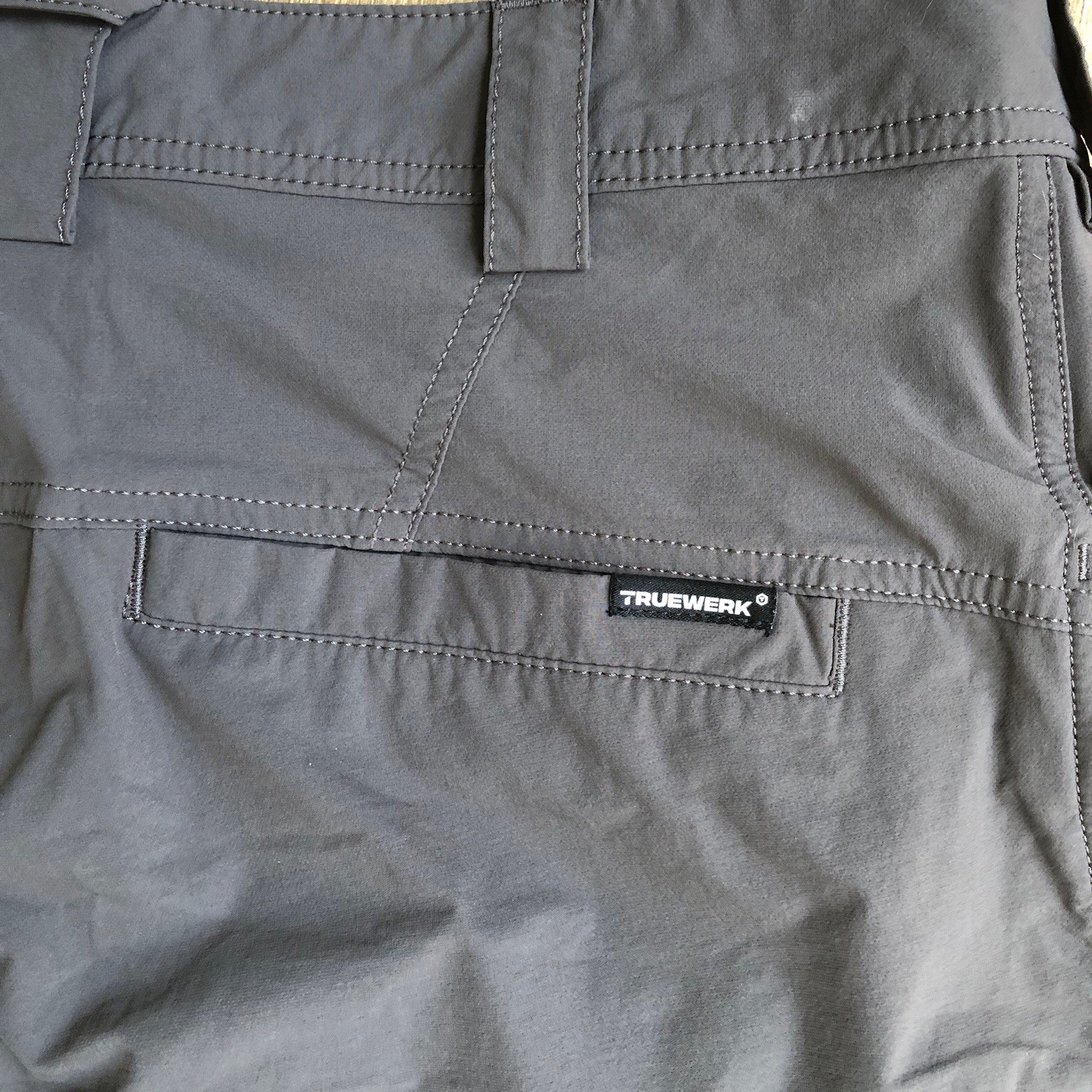 TRUEWERK T1 Werkshorts Mens Size 36 Gray Cargo Shorts Utility Work Outdoor