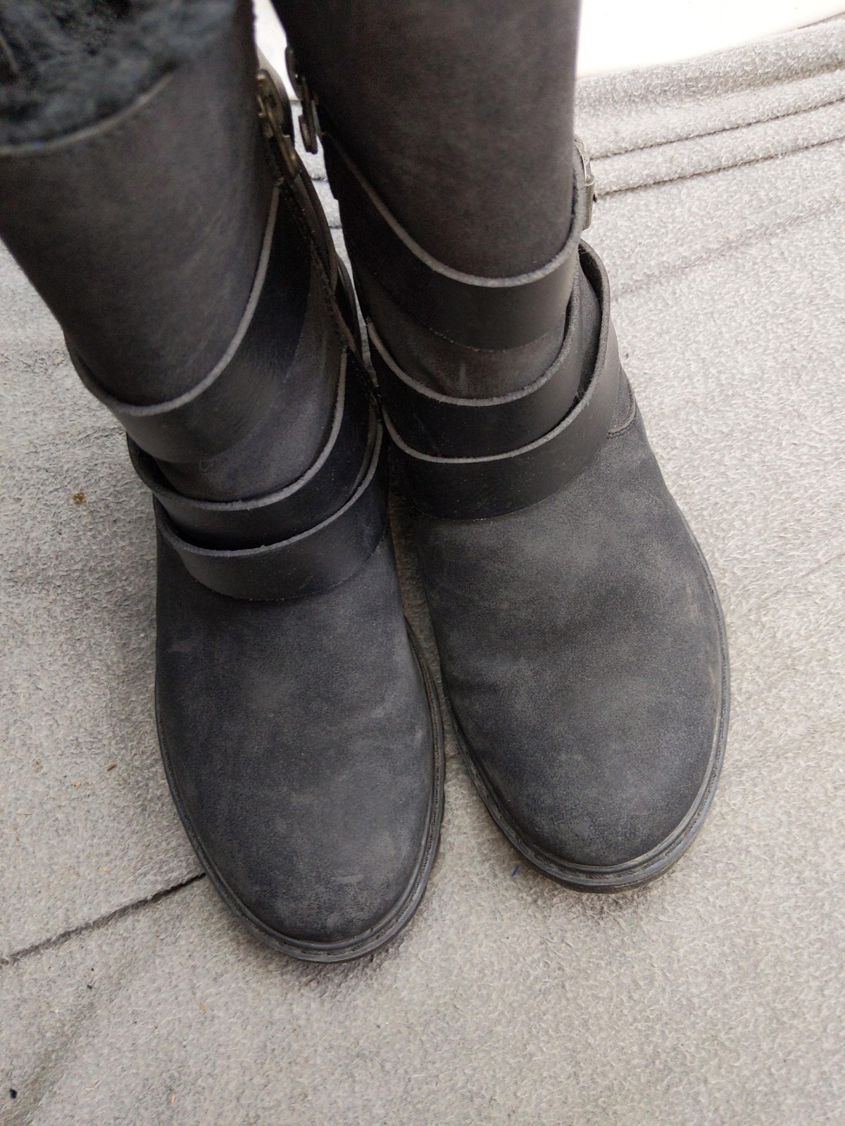 Blowfish Malibu Radiki Boots Womens Size 7.5 38 Black Mid Calf Buckle Moto Lug