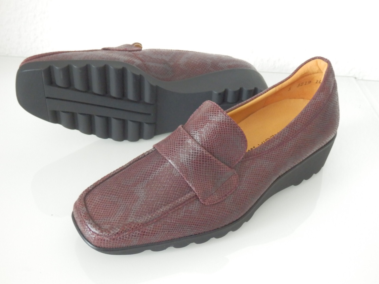 Theresia M. slip on width H size 38 New