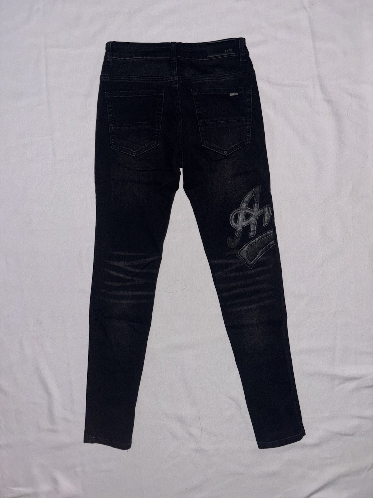 AMIRI Men’s Black Dark Wash Skinny Slim Fit Denim Jeans Logo Accent Size 28