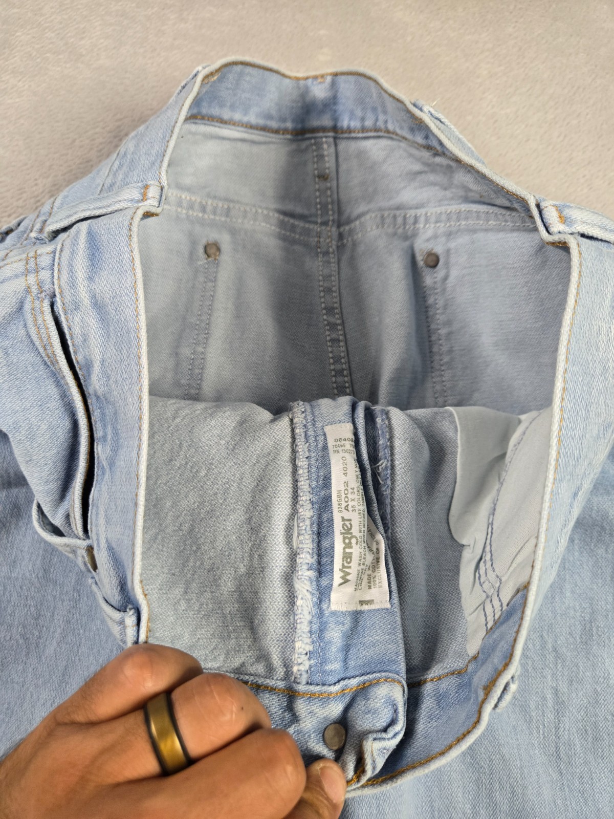 Wrangler Light Blue Jeans Mens Size 36 x 34 Country Western Cowboy Denim 936GBH