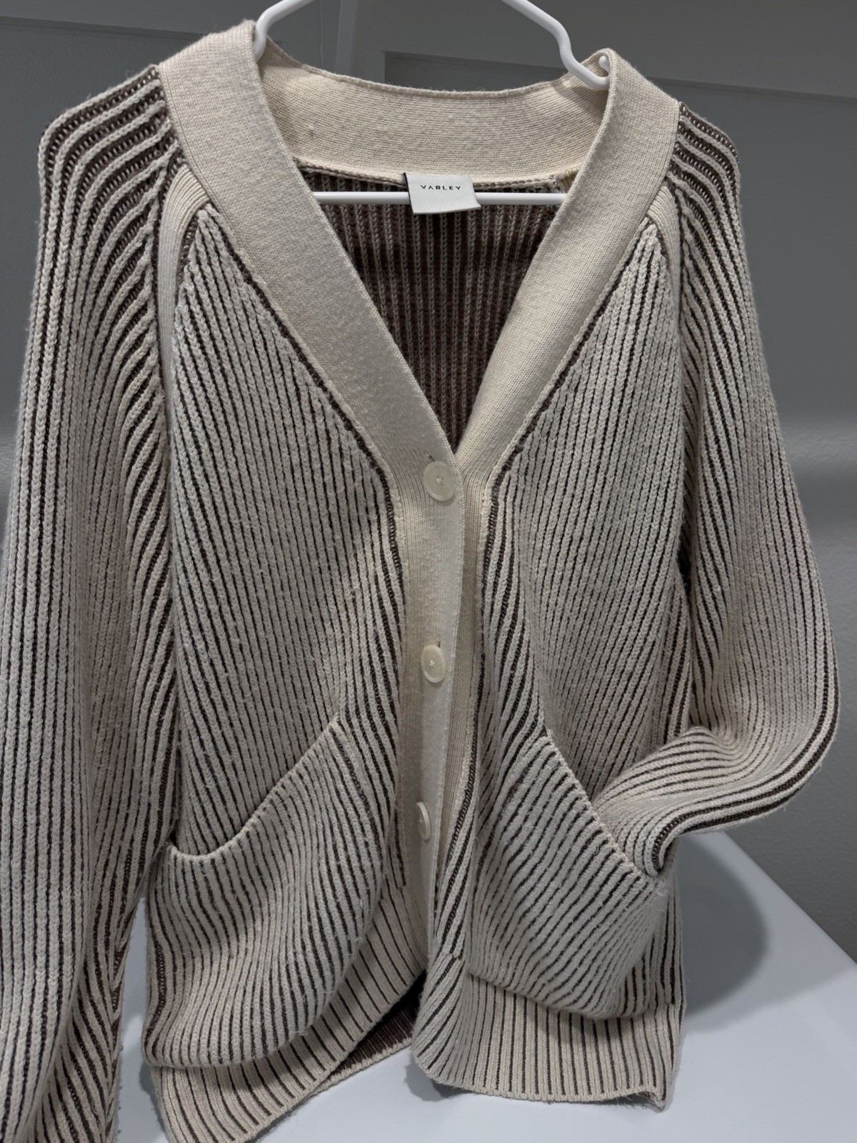 Varley Women’s XS Beige/Brown Ribbed Knit V-Neck Button Cardigan w/ Pockets